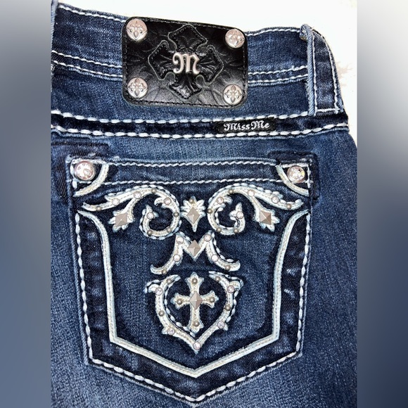 Miss Me Bootcut Low-rise Dark Wash Jeans - Picture 2 of 7